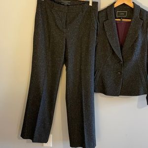 Le Chateau wool blend lined wide leg dress pants size 6